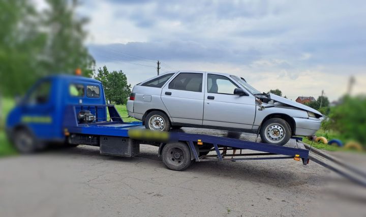 Автомобиль тамбовчанки арестовали за долги