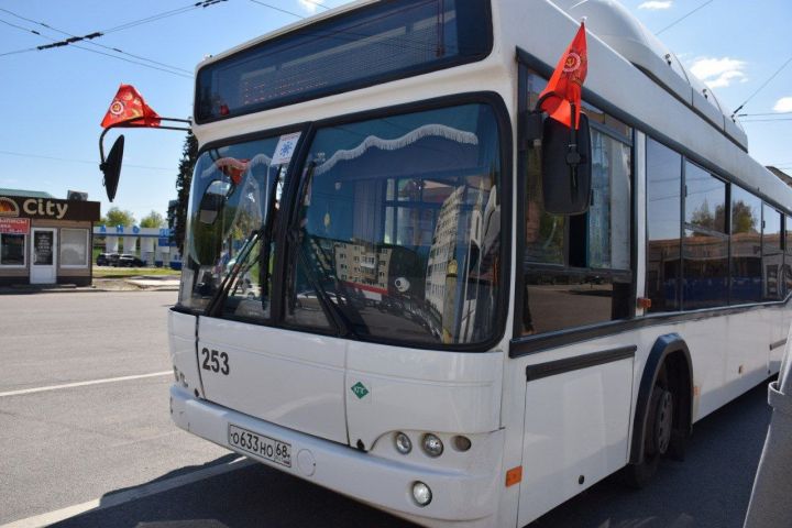 По Тамбову пустят праздничный экскурсионный автобус