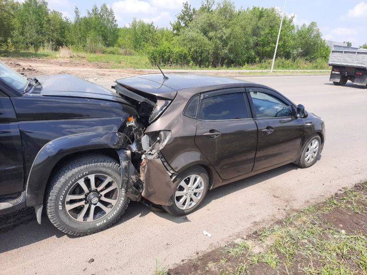 В Тамбове машина протаранила учебный автомобиль 