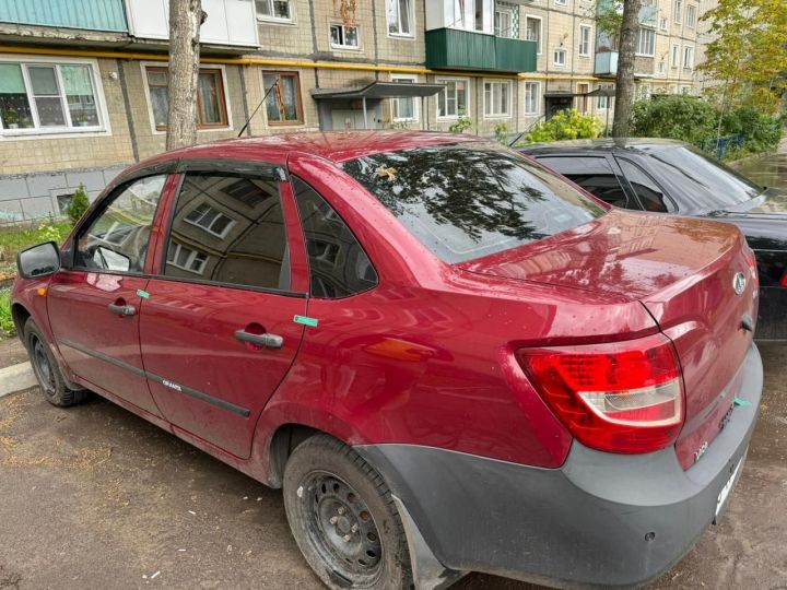 У тамбовчанина арестовали «LADA Granta» за долг в 75 тысяч рублей